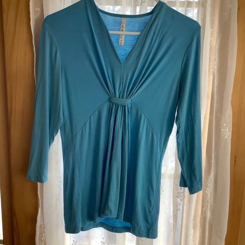 Lea & Nicole top